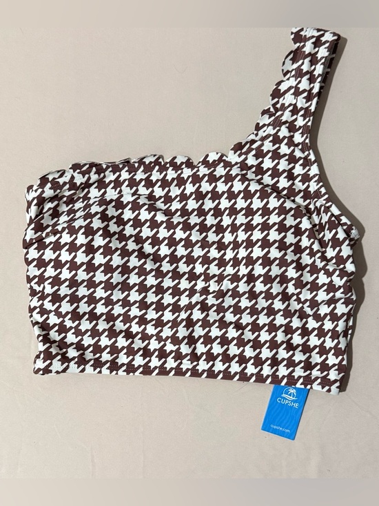 Cupshe Tops - NWT. Women's Cupshe White and Brown Houndstooth Scalloped Top